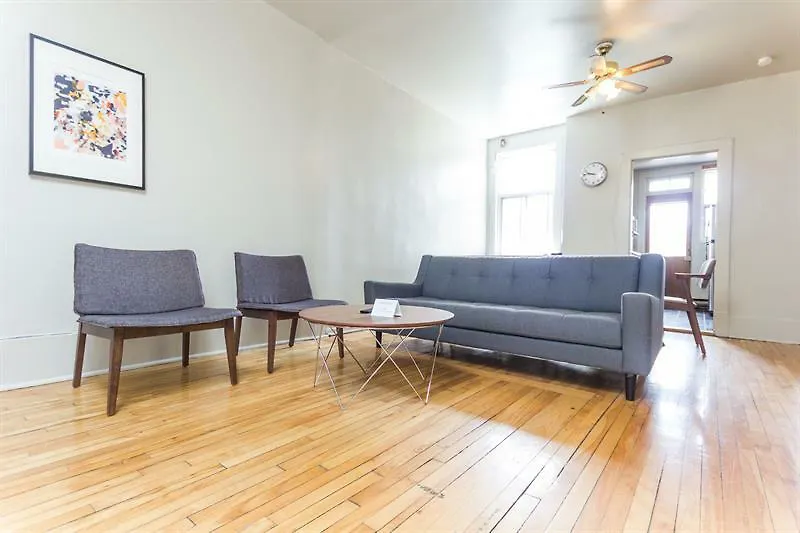 Апартаменты Spacious 4Br In Plateau By Sonder Монреаль Канада